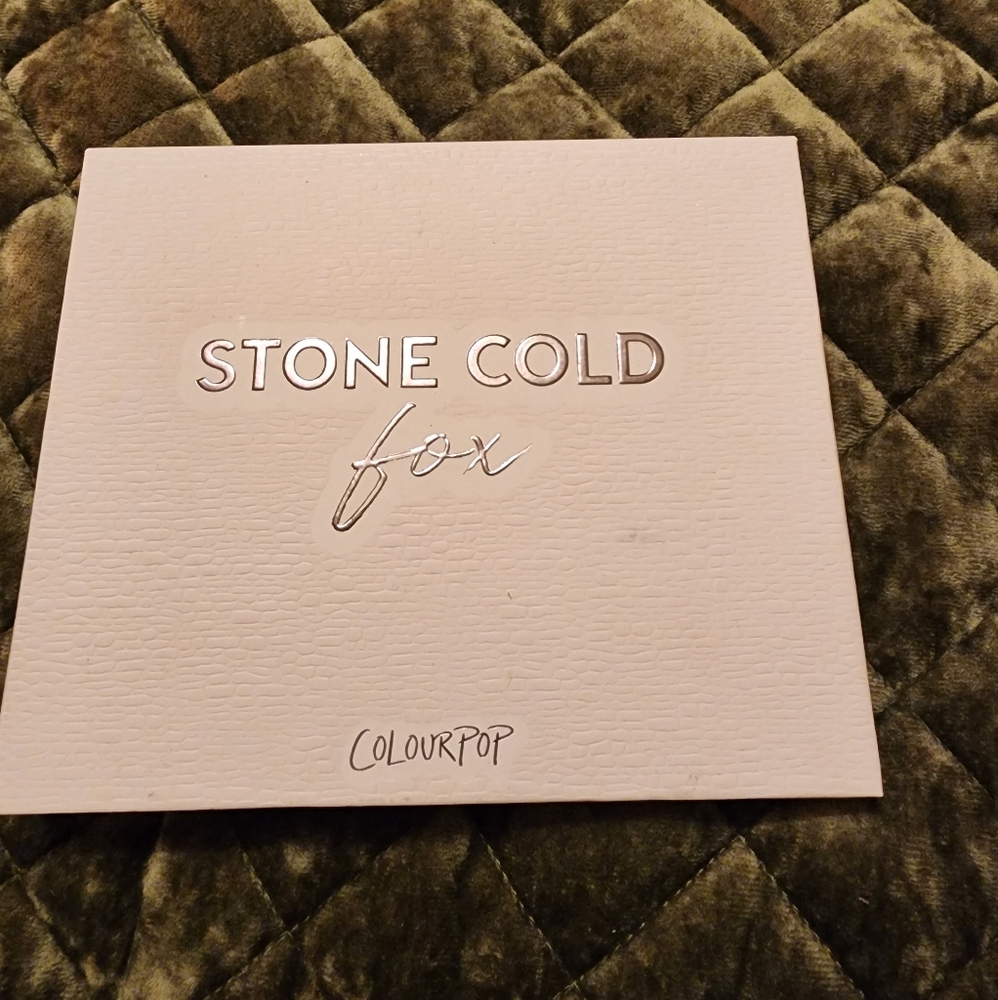 Stonecold Fox palette